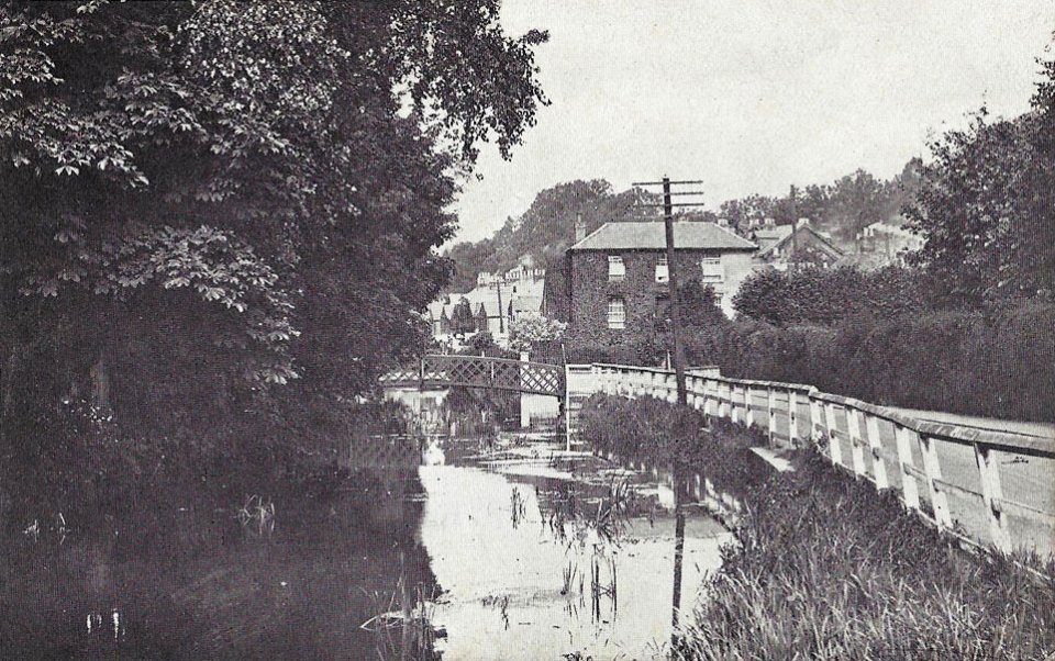 Lower Road, River