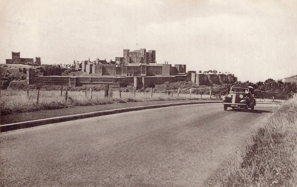 Dover Castle from the Deal Road