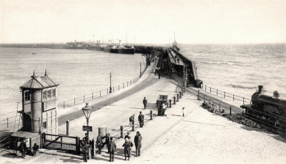 Admiralty Pier
