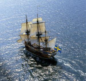 World's largest wooden sailing ship coming to Dover