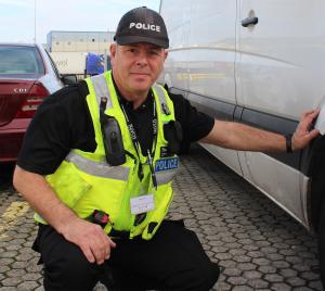 Port police officer hailed for fight against international vehicle crime