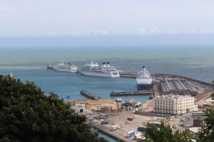 Dover Cruise Port at full capacity