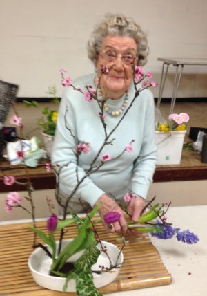 Dover floral expert Gladys Ray dies at the age of 100