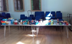 Shoppers show support for Foodbank at town centre supermarket